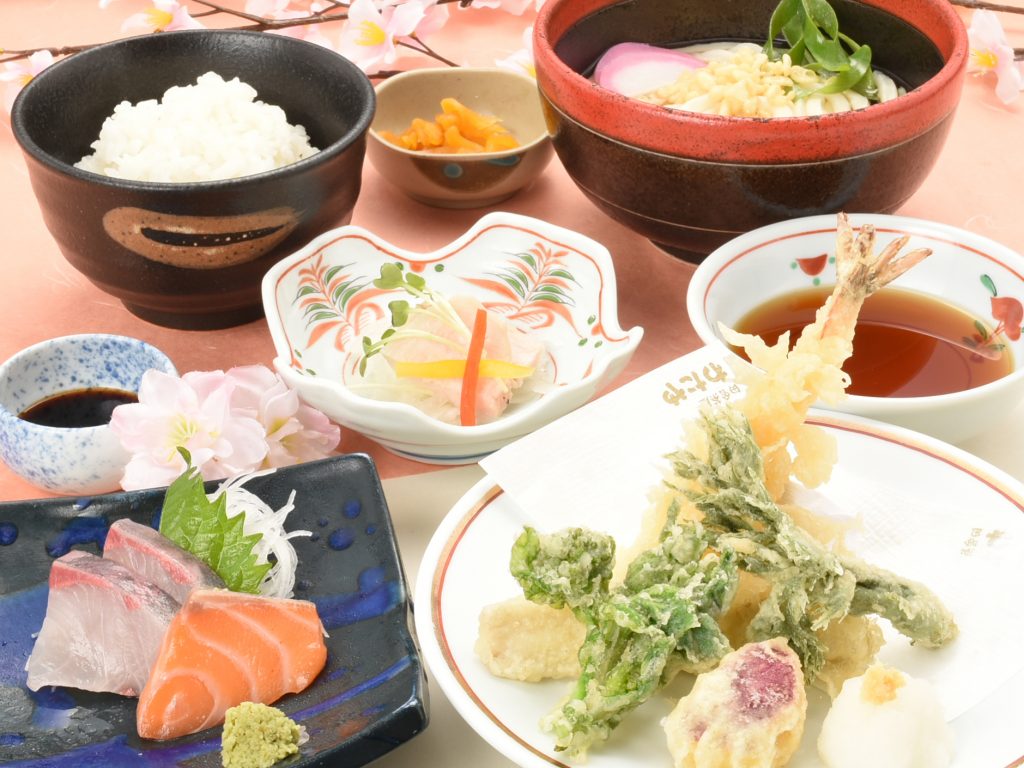 春野菜と海老の天ぷらお刺身うどんセット